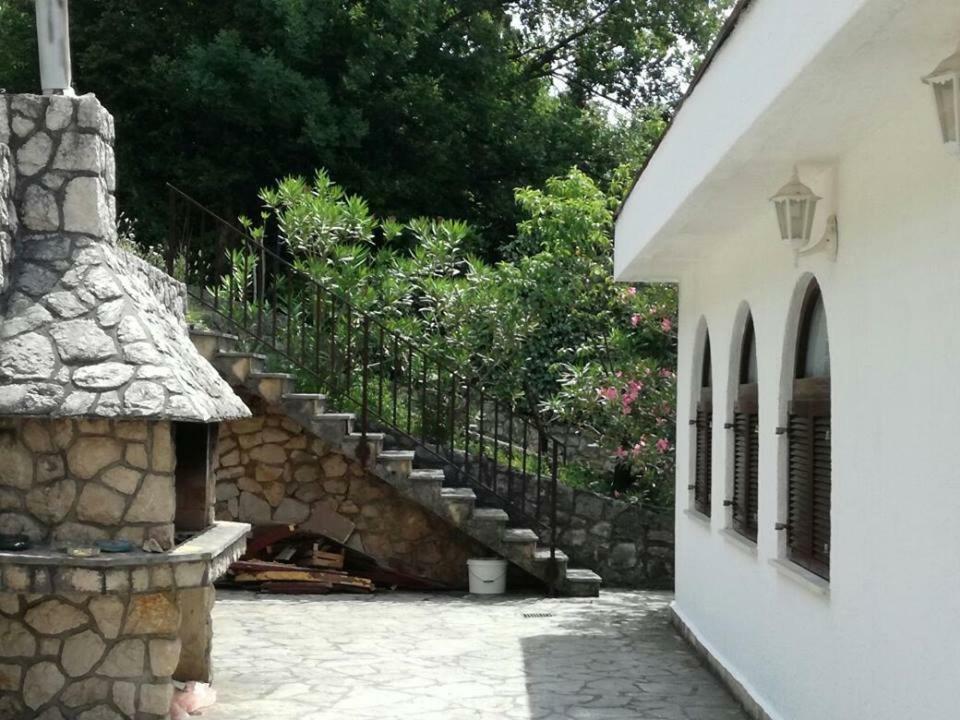 Hotel Sobe Za Odmor Jadran Dramalj Exterior foto